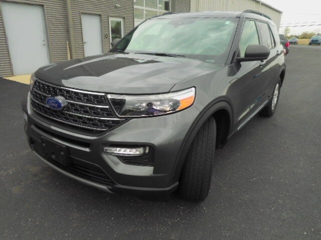 Used 2020 Ford Explorer XLT with VIN 1FMSK8DH0LGB49534 for sale in Bryan, OH