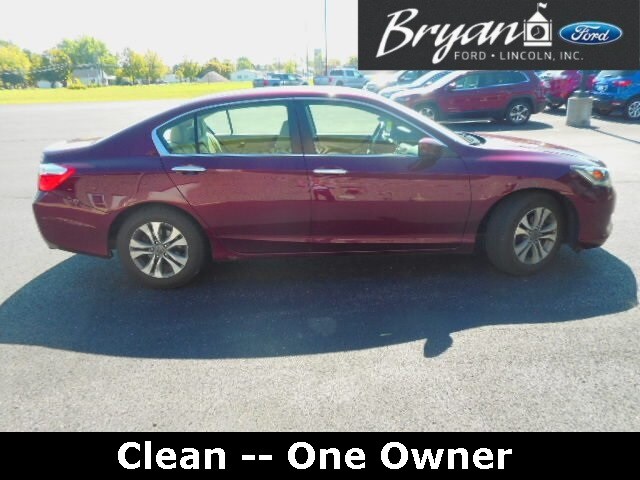 2014 Honda Accord LX photo 4