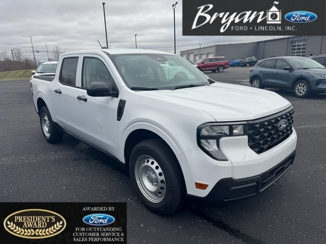 2025 Ford Maverick XL's photo