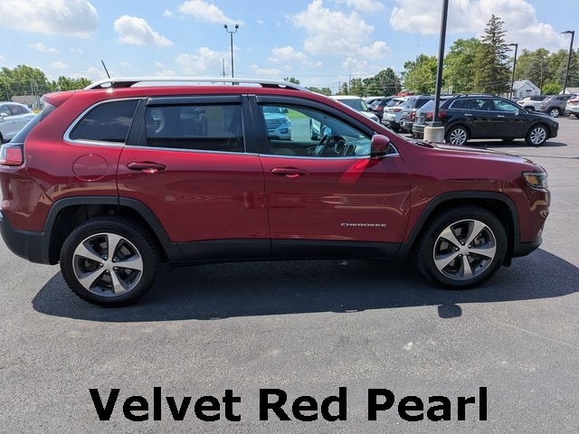Used 2019 Jeep Cherokee Limited with VIN 1C4PJLDX6KD110406 for sale in Bryan, OH