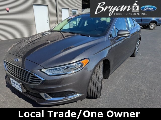 2018 Ford Fusion SE photo 2