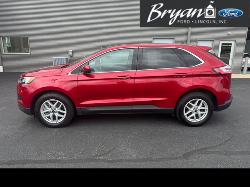 Used 2023 Ford Edge SUV