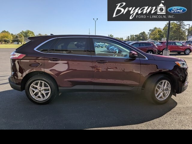 2024 Ford Edge SEL photo 4
