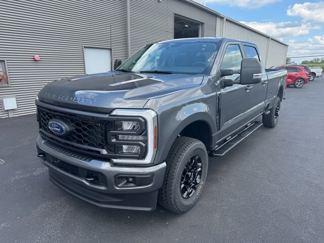 2026 Ford F-350 XL photo 3