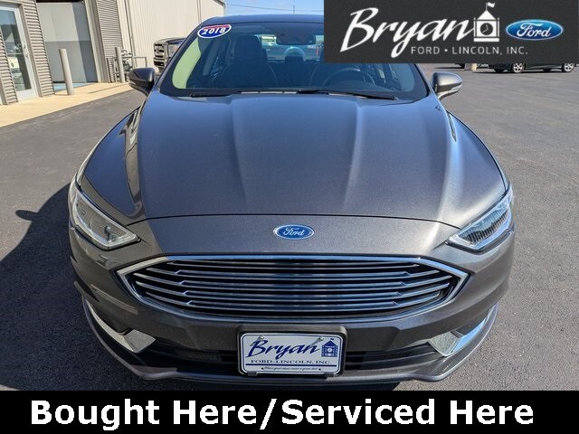 2018 Ford Fusion SE photo 3