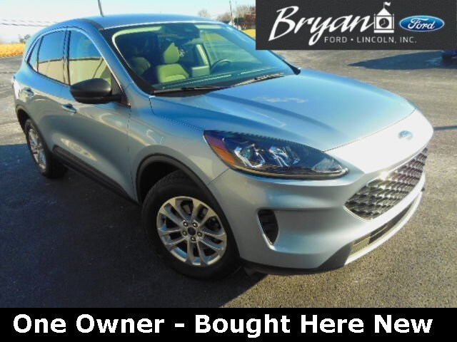 2022 Ford Escape SE photo 3