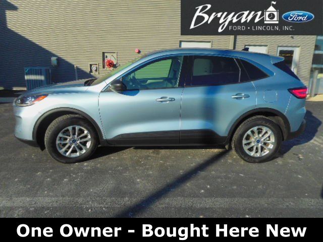 Used 2022 Ford Escape SE with VIN 1FMCU9G68NUC04881 for sale in Bryan, OH