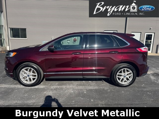 2022 Ford Edge Titanium photo 3