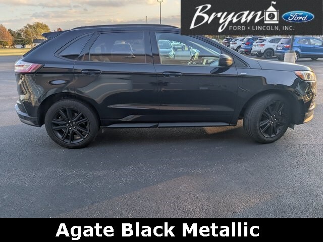 2024 Ford Edge ST photo 3