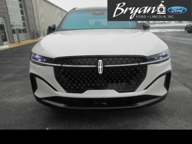 2024 Lincoln Nautilus Reserve photo 4