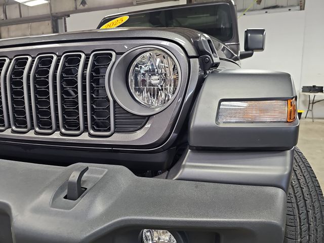 2025 Jeep Wrangler 4-Door Sport S - Photo 30