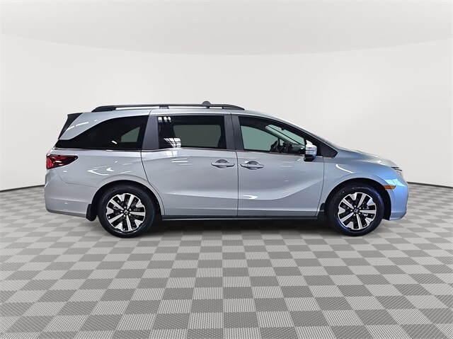 2026 Honda Odyssey EX-L photo 4