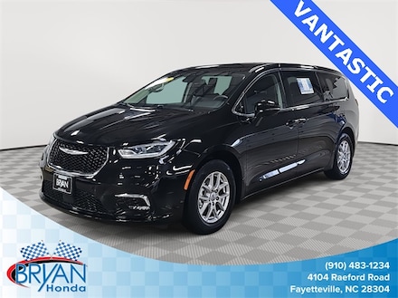 2024 Chrysler Pacifica Touring L Van Passenger Van