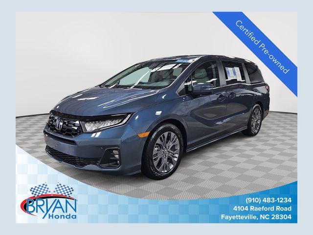 2025 Honda Odyssey Touring's photo