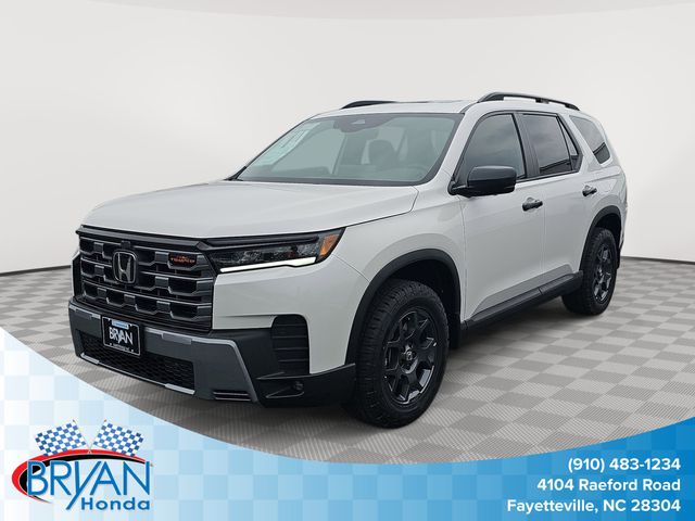 2026 Honda Pilot TrailSport AWD's photo