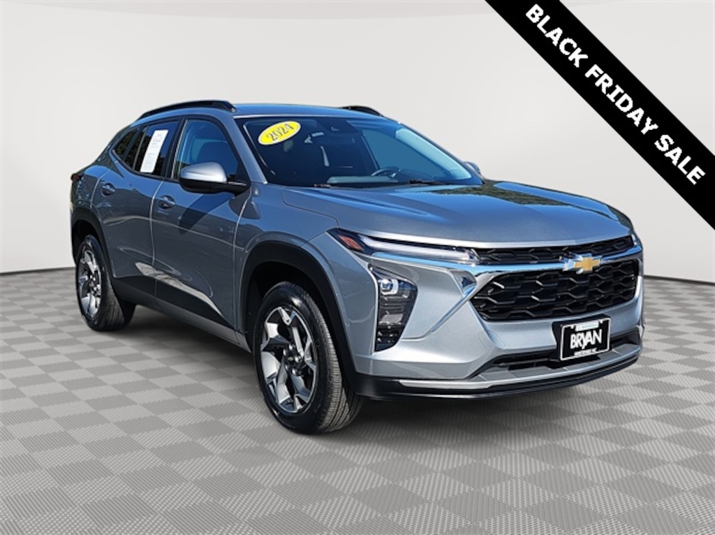 Used 2024 Chevrolet Trax LT SUV