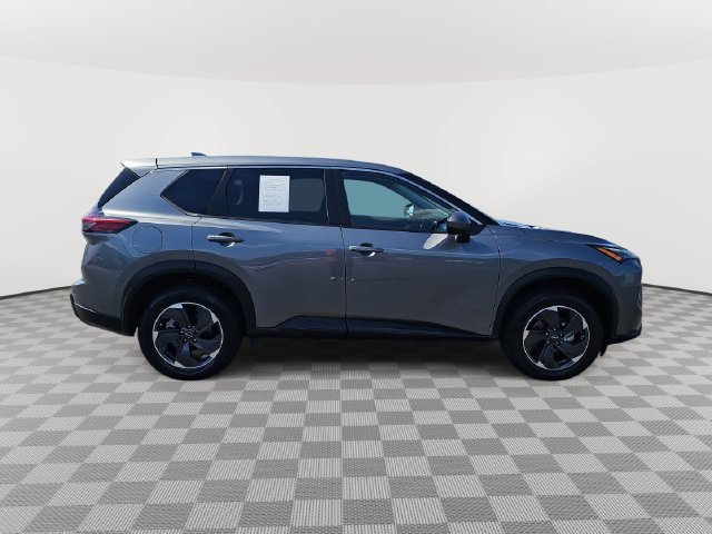 Used 2024 Nissan Rogue SV SUV