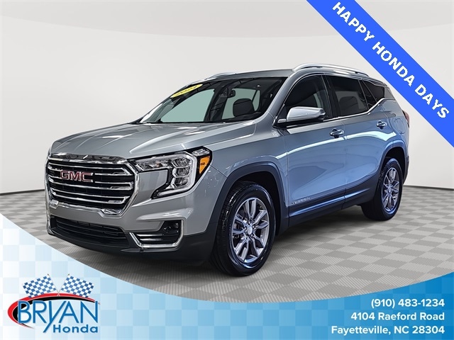 2024 GMC Terrain SLT's photo