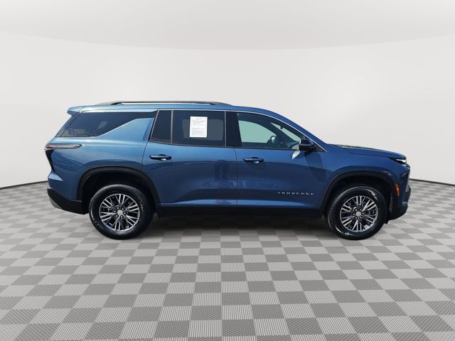 Used 2025 Chevrolet Traverse LT SUV