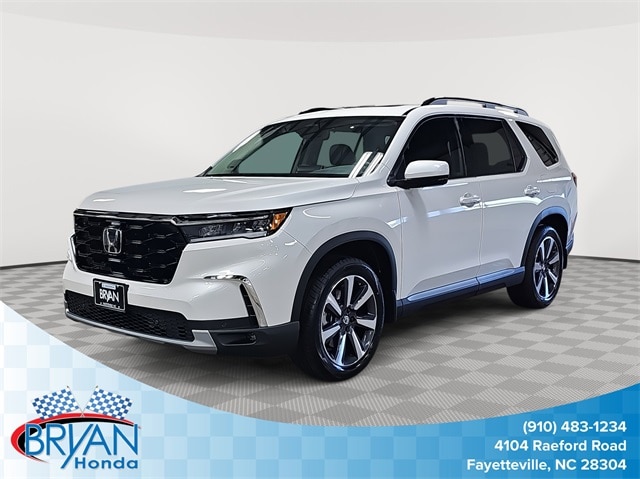 2025 Honda Pilot Touring's photo