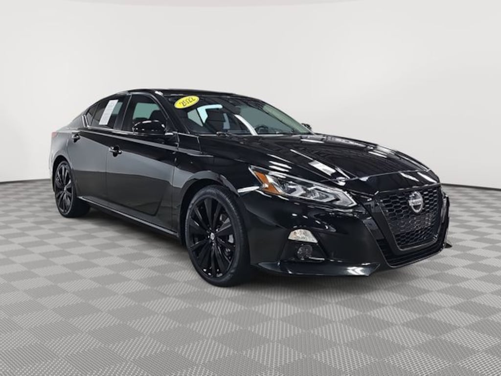 Used 2022 Nissan Altima 2.5 SR Sedan