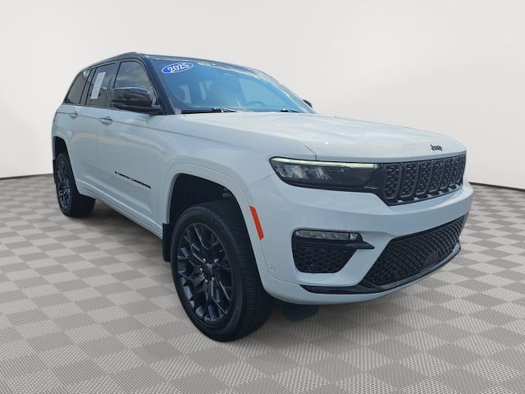 Used 2025 Jeep Grand Cherokee Summit SUV