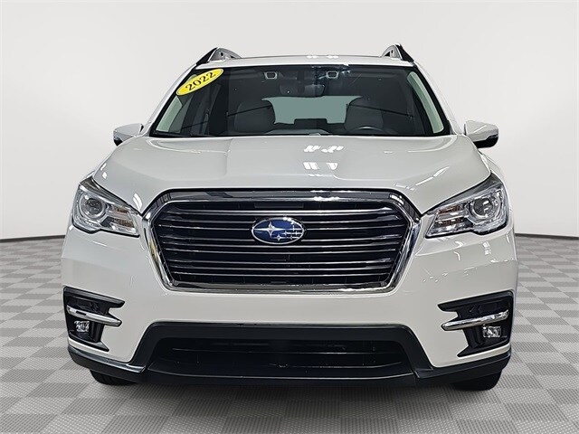 2022 Subaru Ascent Limited photo 2