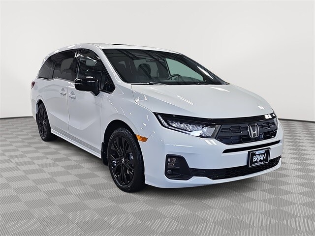 2026 Honda Odyssey photo 2