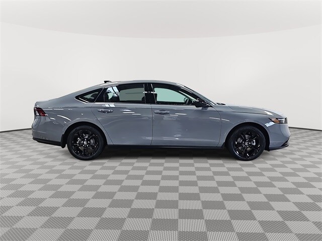 2025 Honda Accord SE photo 4