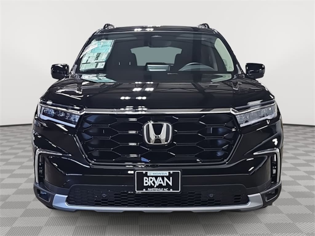 New 2025 Honda Pilot Touring SUV