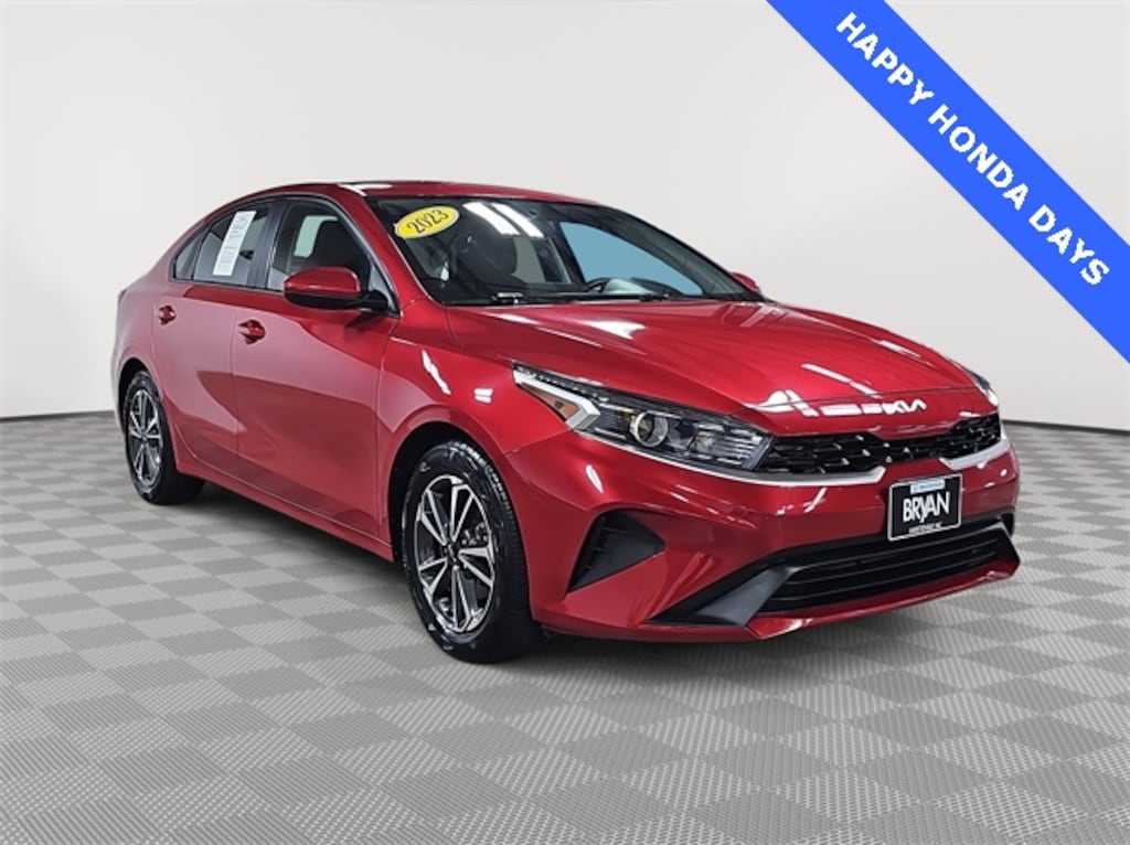 Used 2023 Kia Forte LXS Sedan