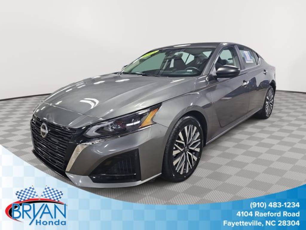 Used 2025 Nissan Altima 2.5 SV Sedan