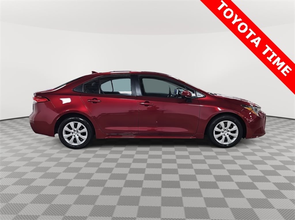 Used 2024 Toyota Corolla LE Sedan