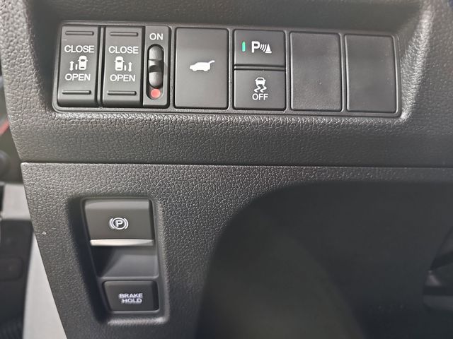 2026 Honda Odyssey Touring - Photo 28