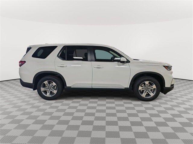 2025 Honda Pilot EX-L photo 3