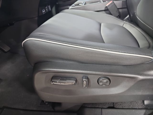 2026 Honda Odyssey Touring - Photo 31