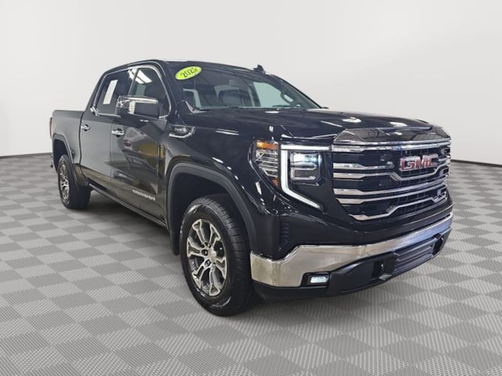 Used 2025 GMC Sierra 1500 SLT Truck Crew Cab