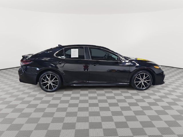 Used 2023 Toyota Camry SE Sedan