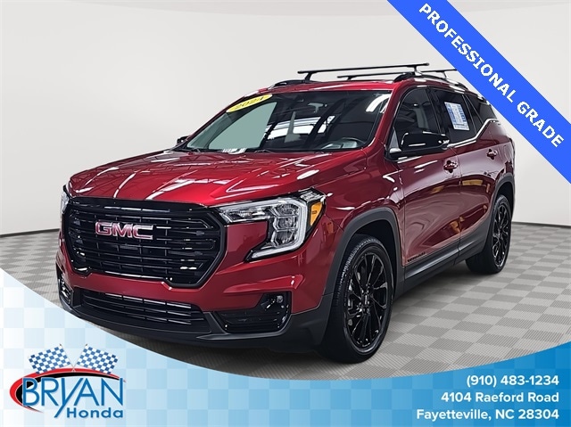2024 GMC Terrain SLT's photo