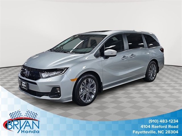 2026 Honda Odyssey Touring's photo