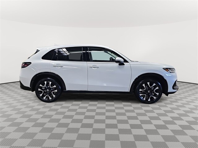 2026 Honda HR-V EX-L photo 4