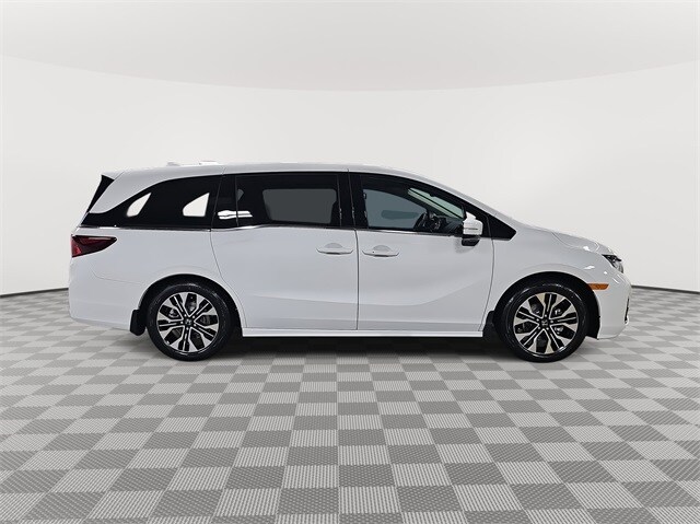 2026 Honda Odyssey Elite photo 4