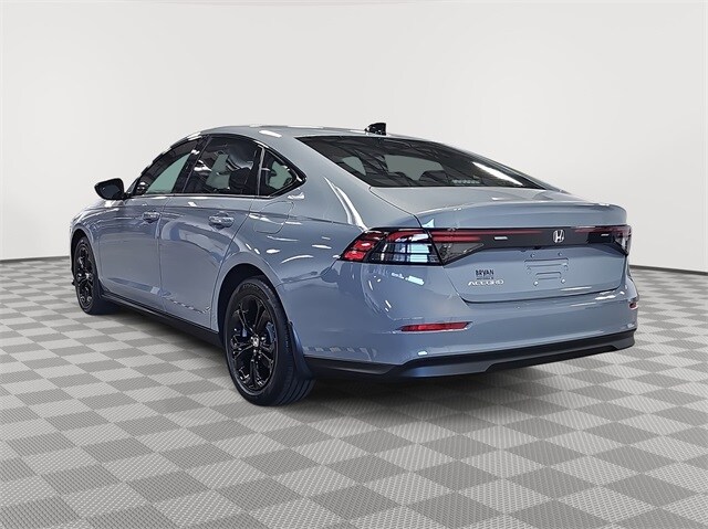 2025 Honda Accord SE photo 3