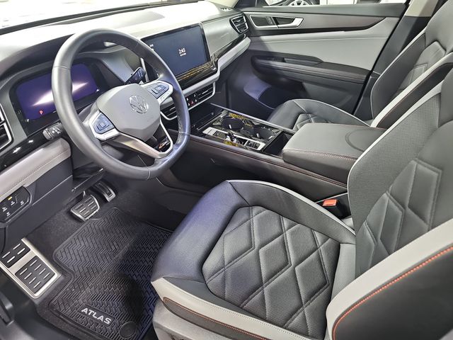 2025 Volkswagen Atlas Atlas Peak Edition - Photo 18