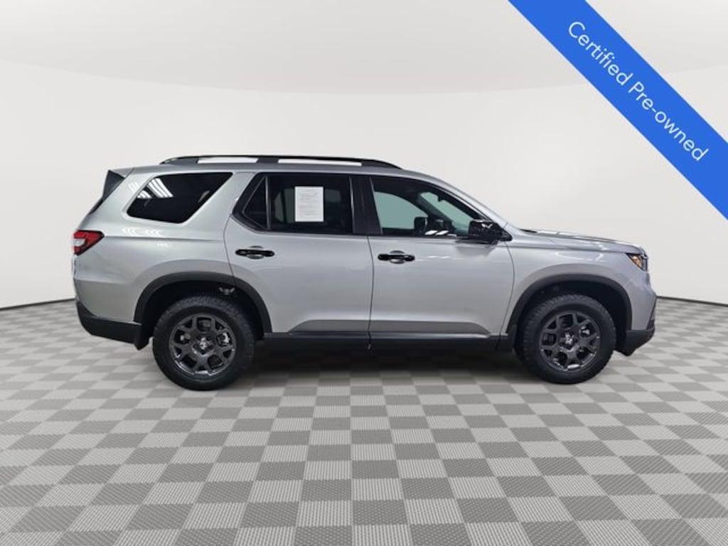 Certified 2025 Honda Pilot TrailSport SUV