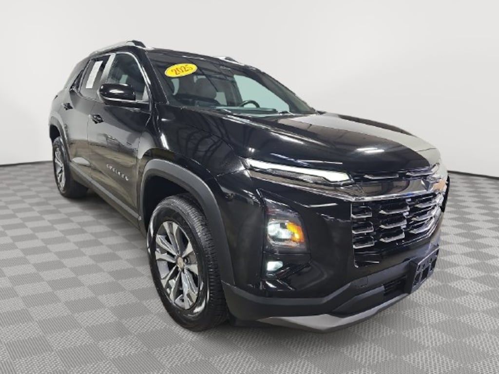 Used 2025 Chevrolet Equinox LT SUV