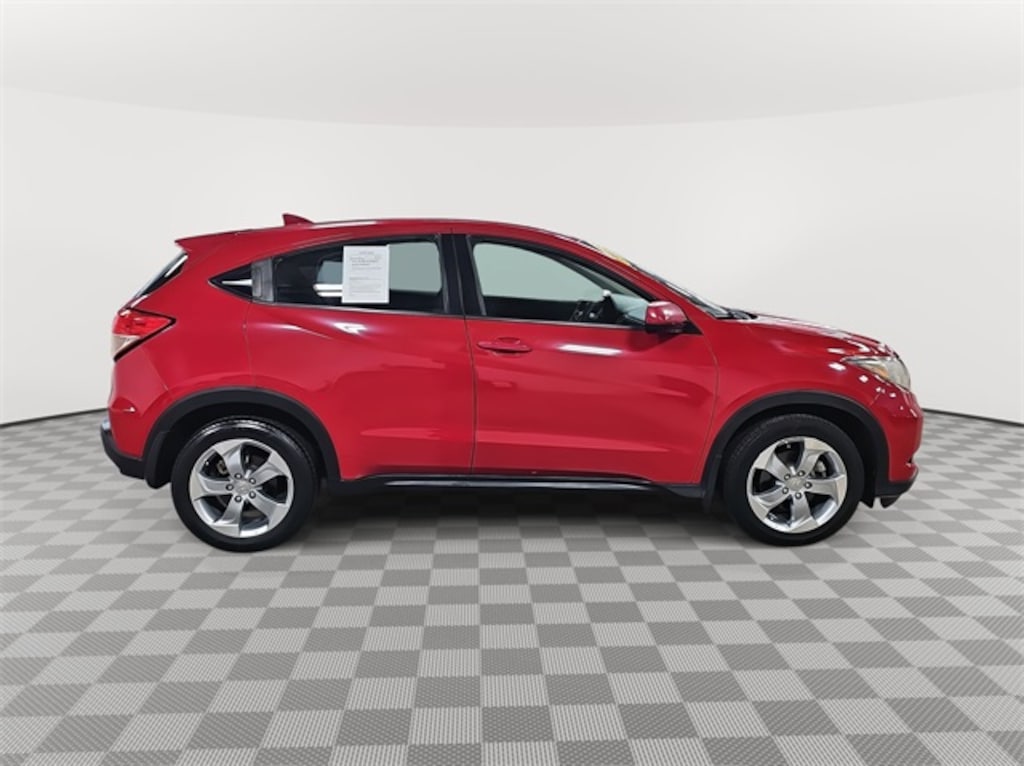 Used 2018 Honda HR-V LX AWD SUV