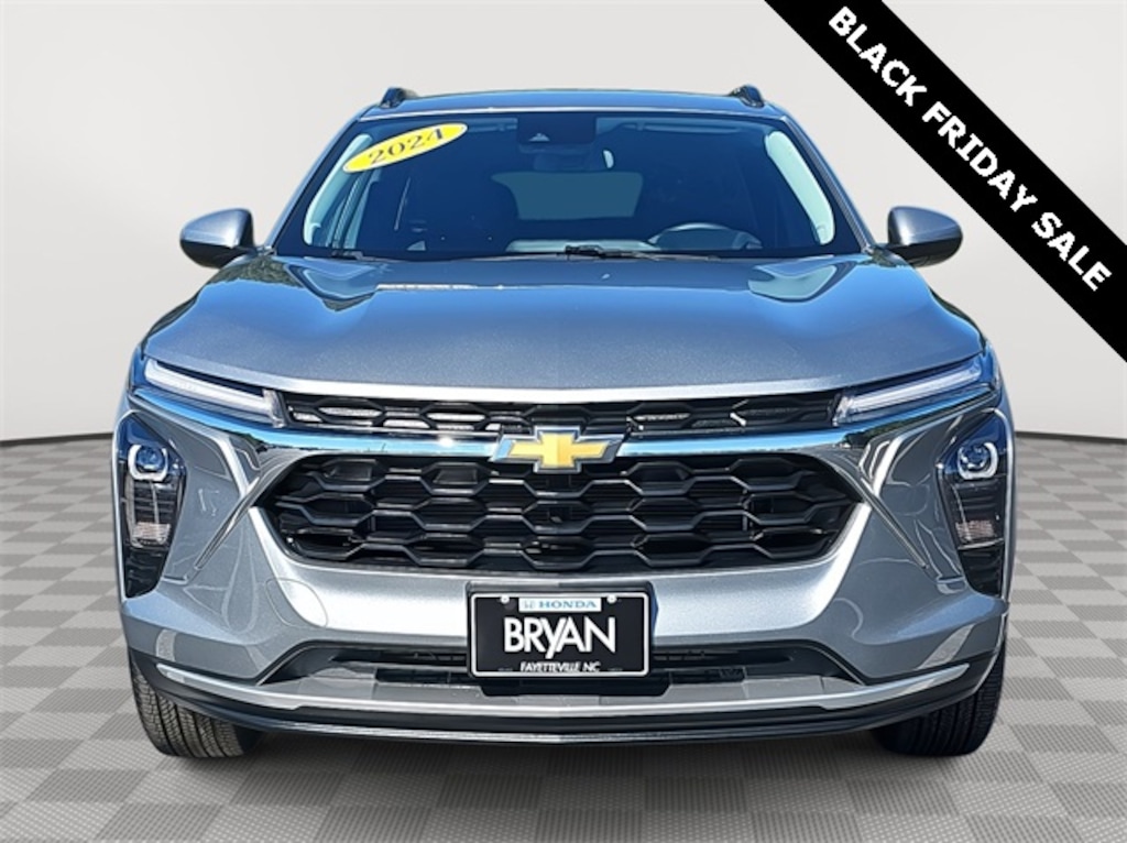 Used 2024 Chevrolet Trax LT SUV