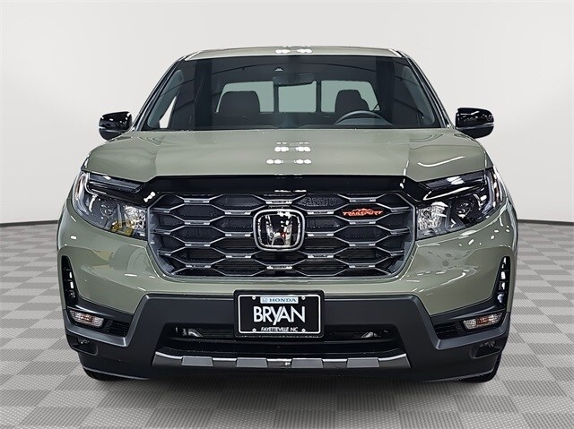 2026 Honda Ridgeline TrailSport photo 2