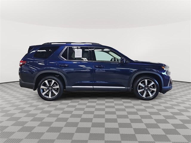 2024 Honda Pilot Elite photo 2